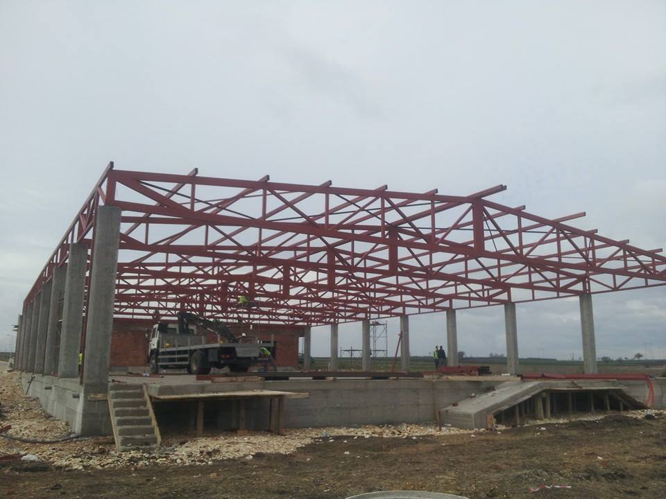 Konstruksion Metalik për Fabrikë Industriale